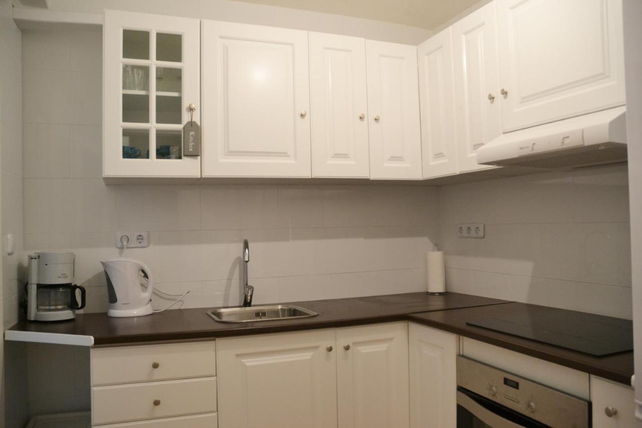 Old Town - Beach Apartment بينايدورم المظهر الخارجي الصورة
