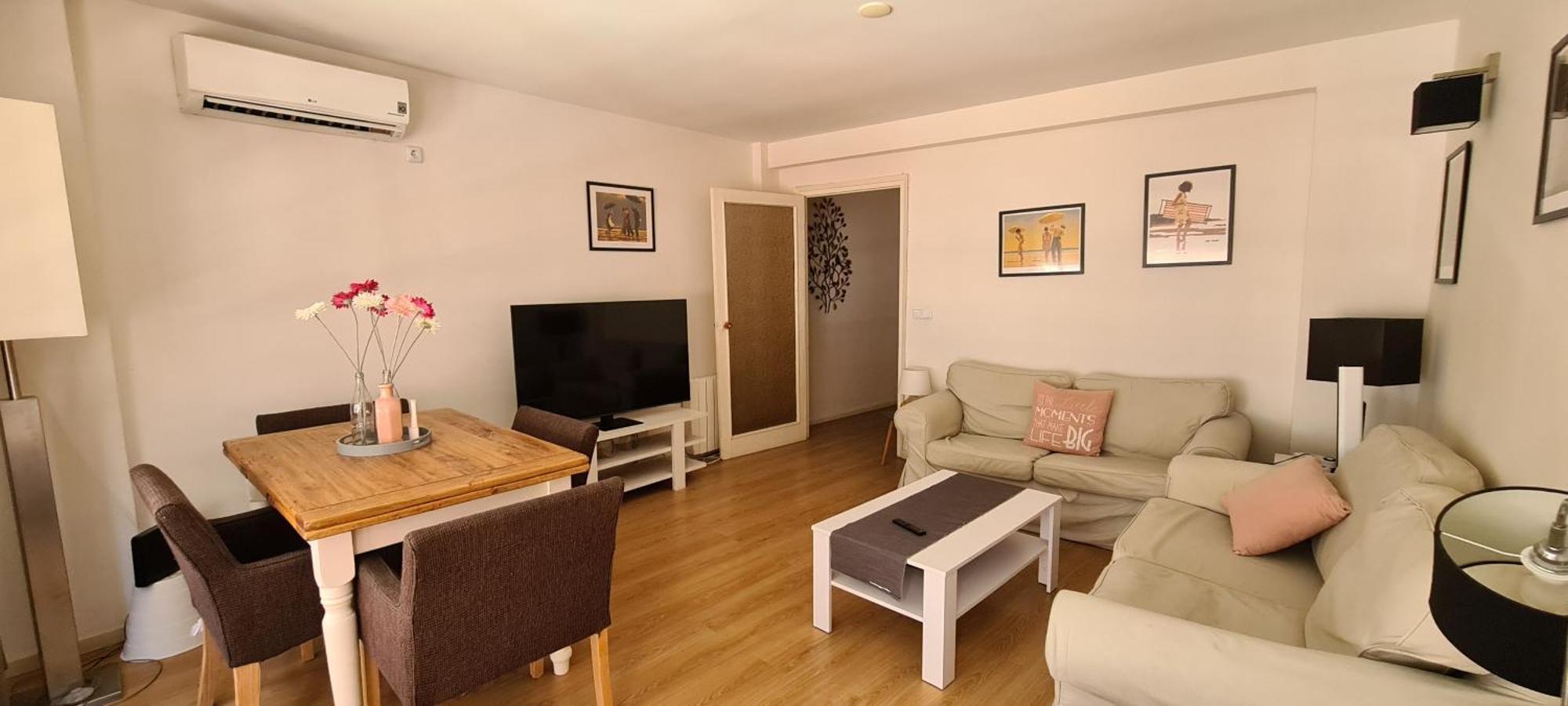 Old Town - Beach Apartment بينايدورم المظهر الخارجي الصورة